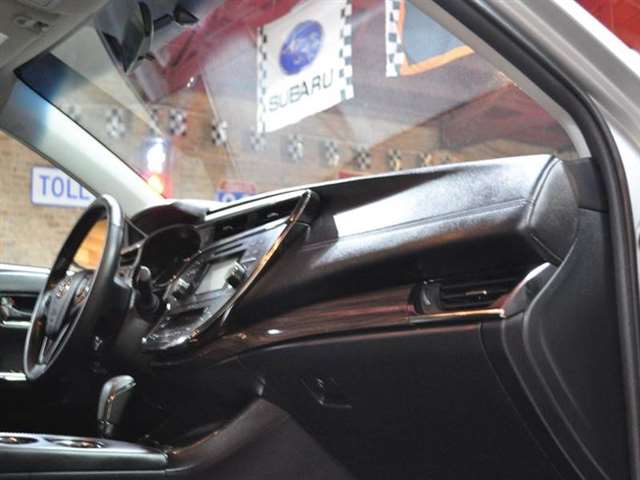 Toyota Avalon 2013 photo 17